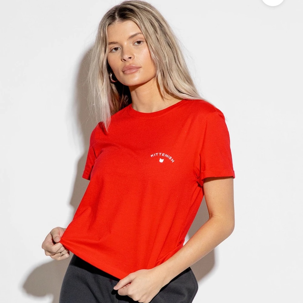 Kittenish Red Tee